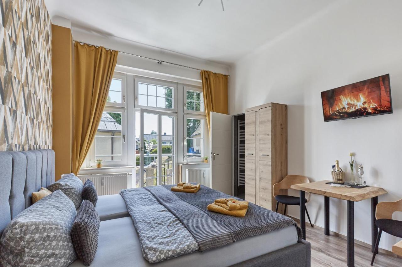 Pension Haus Zedtwitz บัดเอลสเตอร์ ภายนอก รูปภาพ